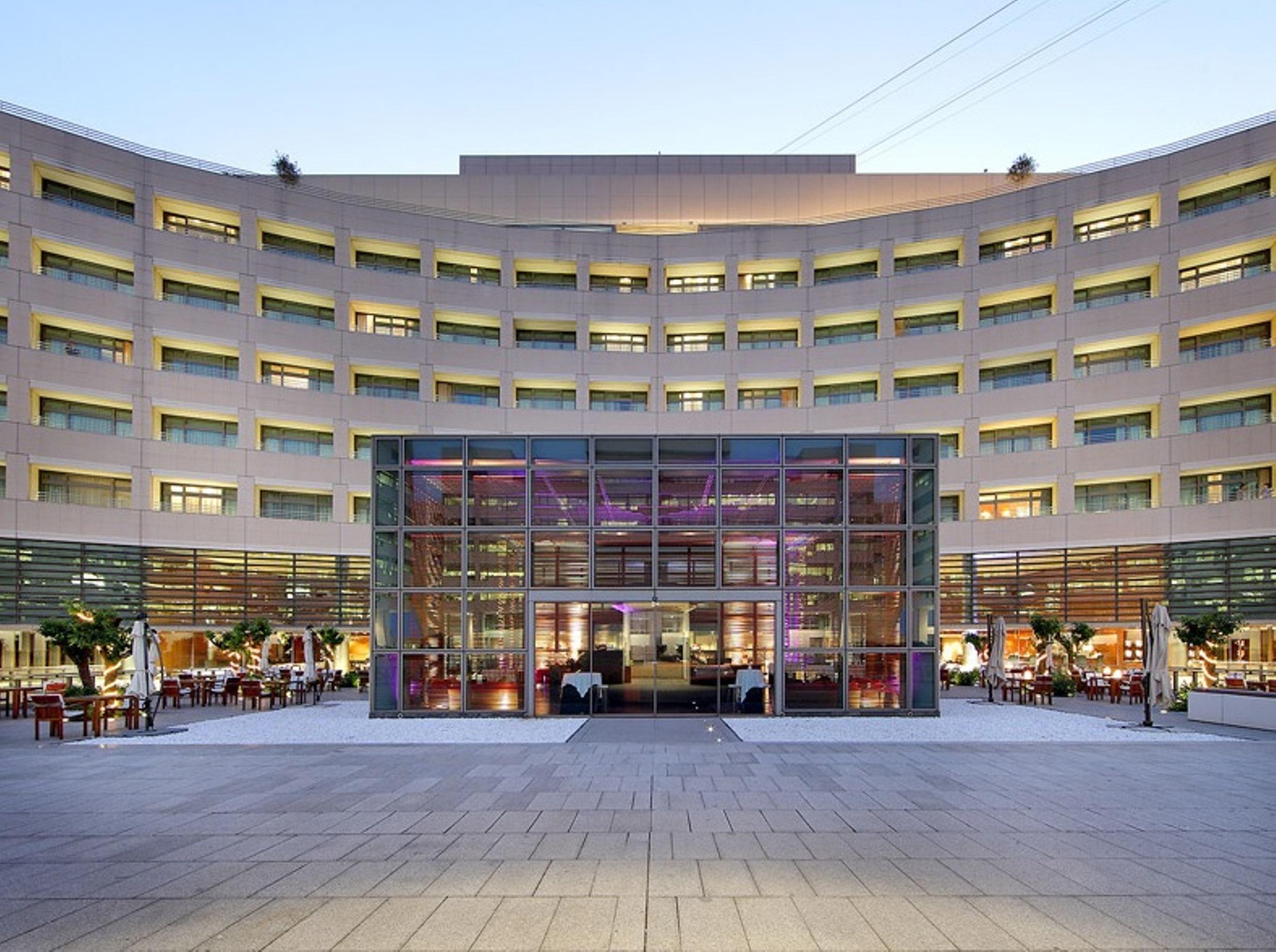 Eurostars Grand Marina Hotel GL Barcelona Exterior foto The Westin Athens