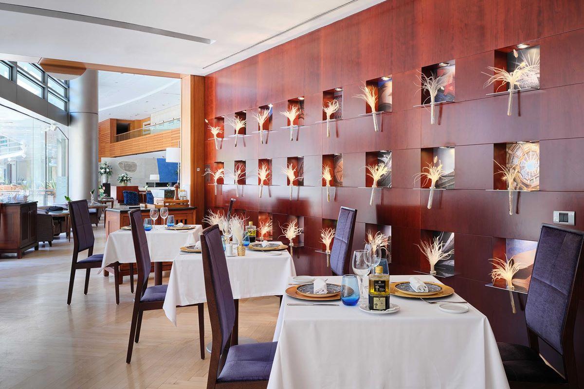 Eurostars Grand Marina Hotel GL Barcelona Exterior foto Restaurant
