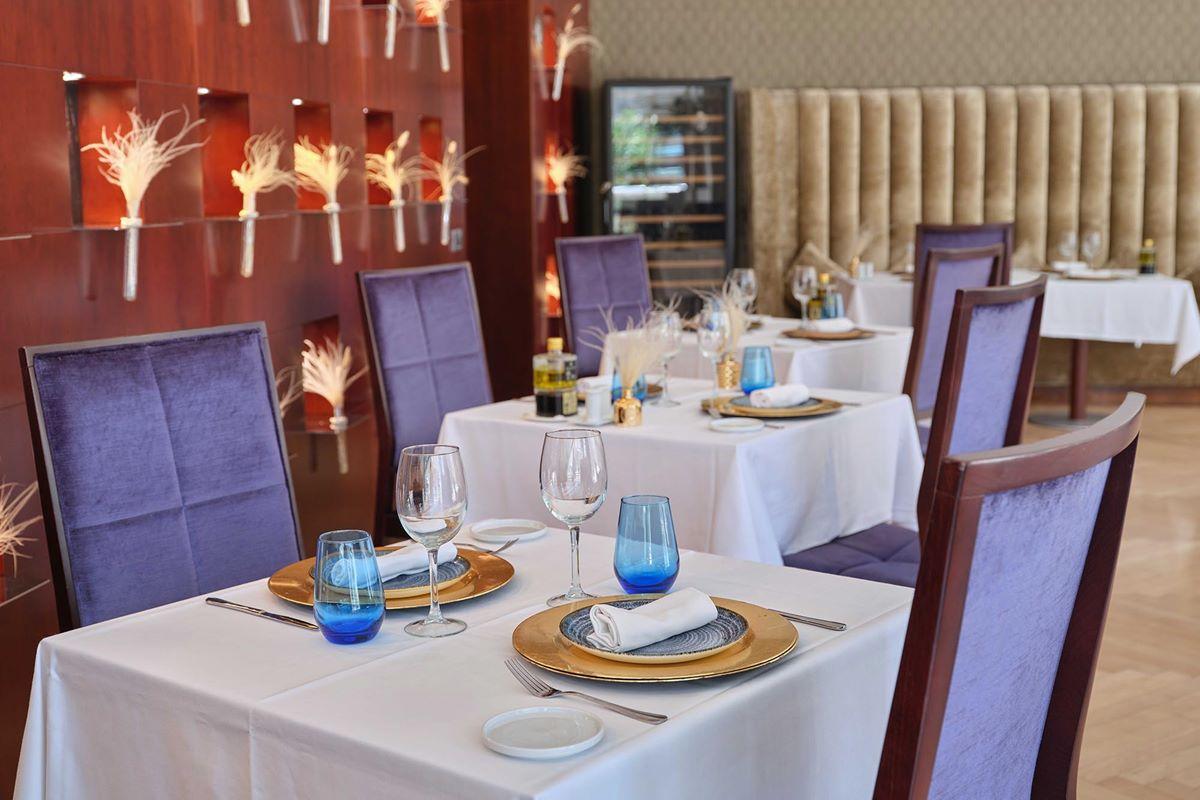 Eurostars Grand Marina Hotel GL Barcelona Exterior foto The restaurant
