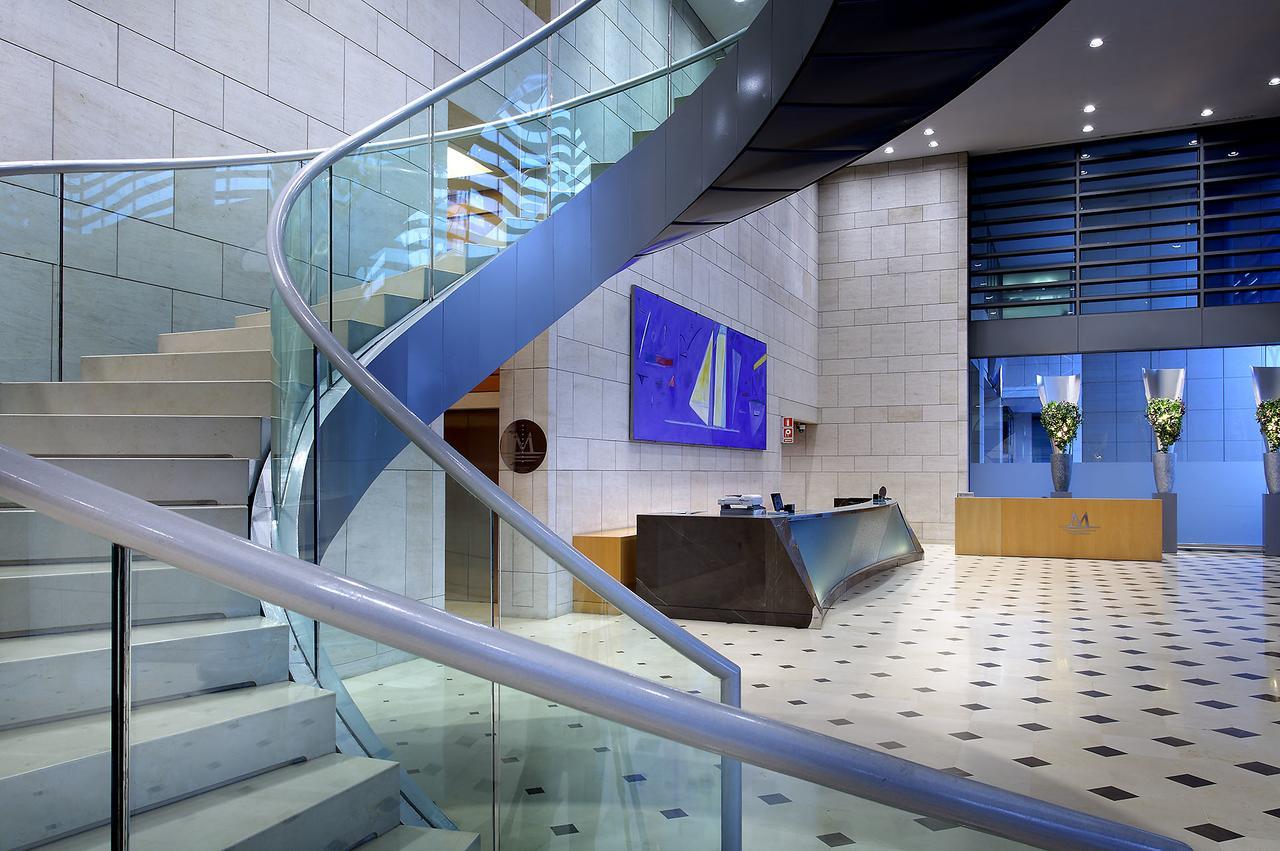 Eurostars Grand Marina Hotel GL Barcelona Exterior foto The reception area